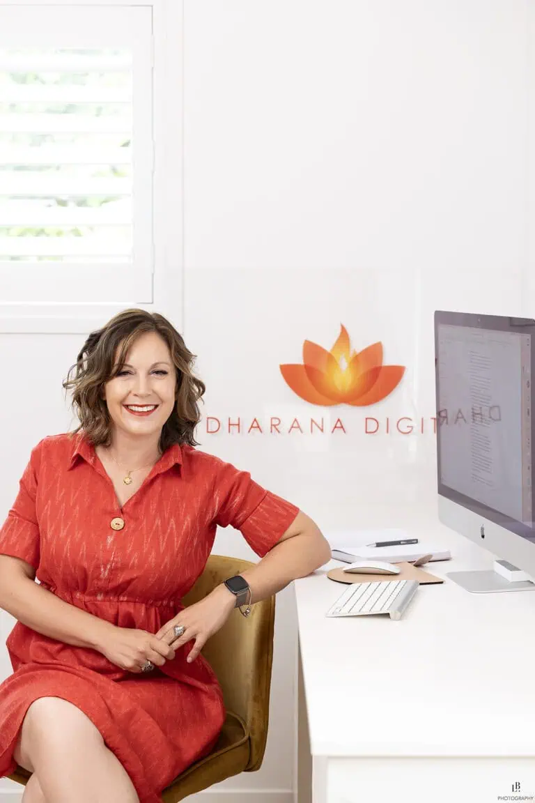 Dr Karen Sutherland